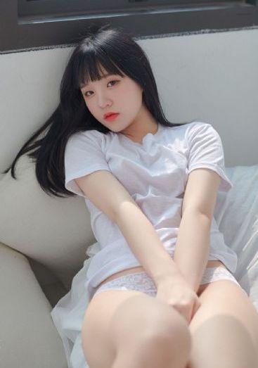 婷婷久久五月精品_十万网红美女美酱