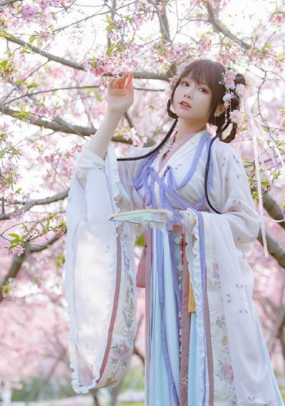 《爱的诅咒》在线观看_JVID性感写真